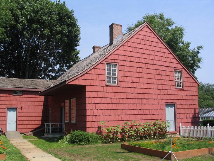 Jacob Adriance Farmhouse, Queens County Farm Museum, Glen Oaks, Queens, June 22, 2006