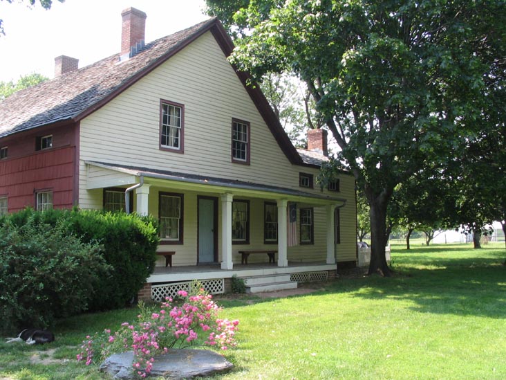 Jacob Adriance Farmhouse, Queens County Farm Museum, Glen Oaks, Queens, June 22, 2006