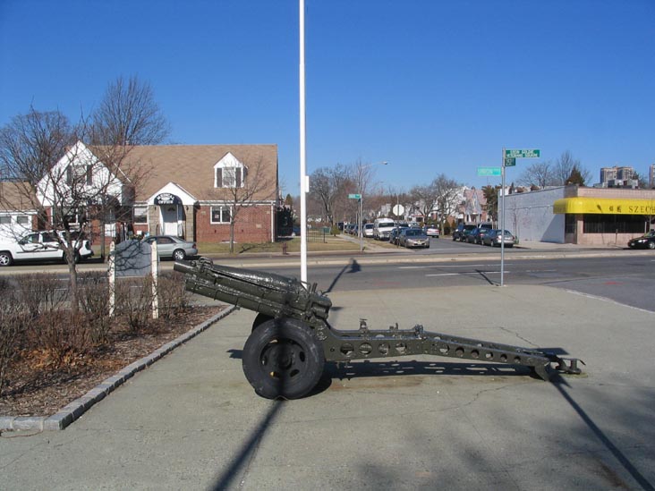 Stein Goldie Veterans Square, 252nd Street and Union Turnpike, SW Corner, Glen Oaks, Queens, January 27, 2006
