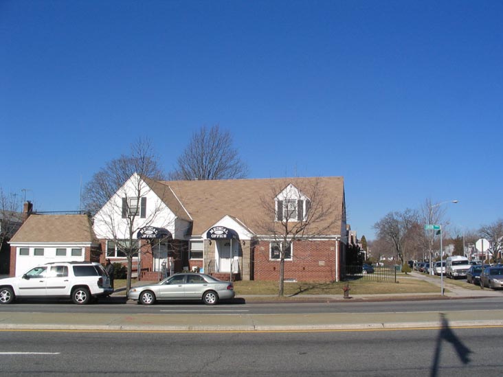 251-15 Union Turnpike, Glen Oaks, Queens, January 27, 2006