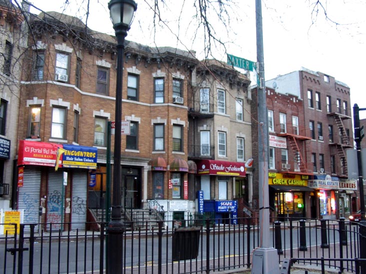 Baxter Avenue, Dunningham Triangle, Jackson Heights, Queens