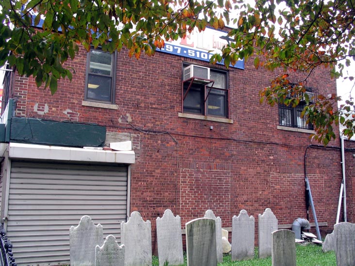 Apel Travel Bureau and Grace Episcopal Church Graveyard, 155-03 Jamaica Avenue, Jamaica, Queens