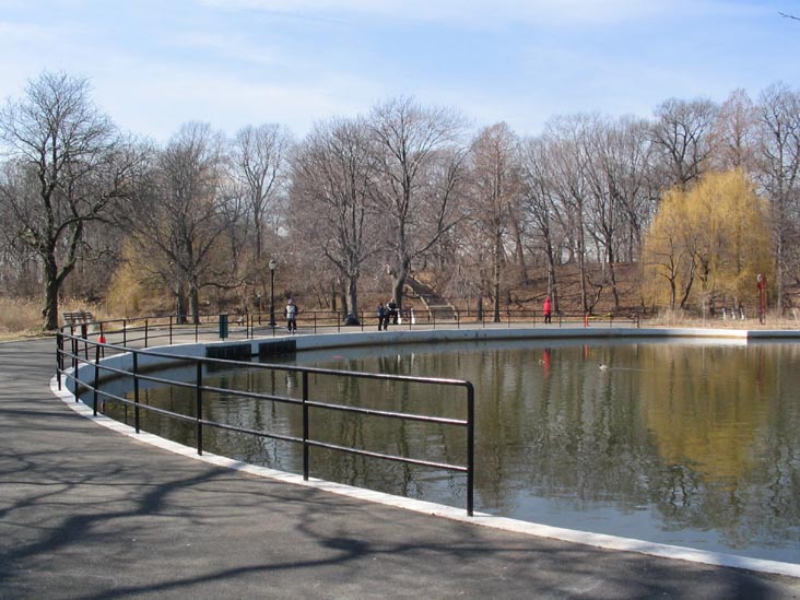Kissena Lake, Kissena Park, Queens, March 8, 2006
