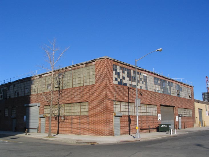 5th Street and Borden Avenue, NE Corner, Hunters Point, Long Island City, Queens