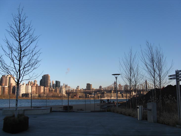 Gantry Plaza State Park, Hunters Point, Long Island City, Queens, January 21, 2010