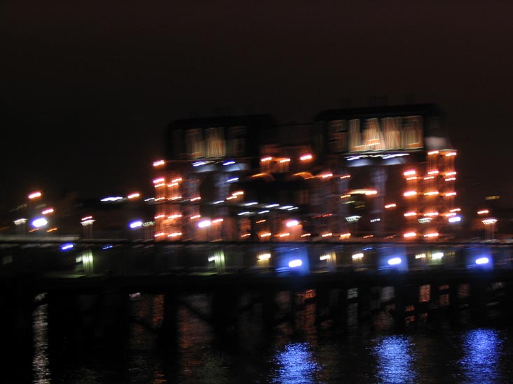 Gantry Plaza State Park, Hunters Point, Long Island City, Queens, January 26, 2004