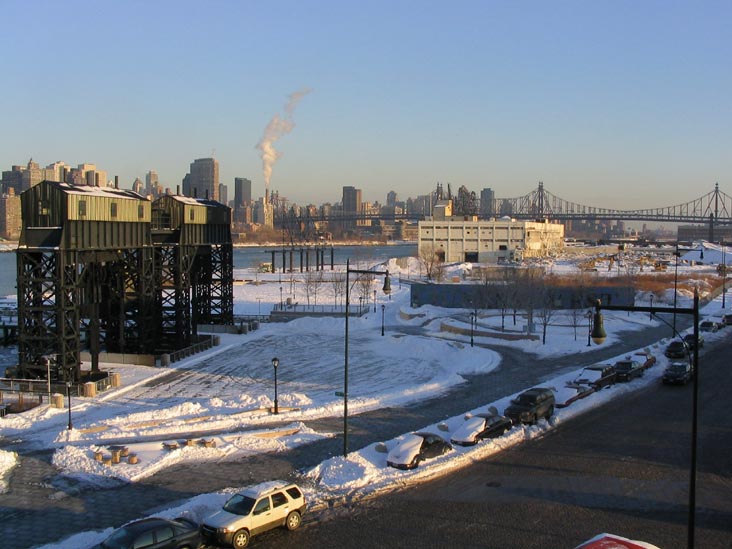 Gantry Plaza State Park, Hunters Point, Long Island City, Queens, January 29, 2004