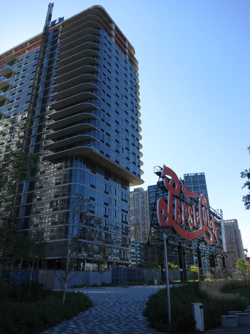 Gantry Plaza State Park, Hunters Point, Long Island City, Queens, September 28, 2013