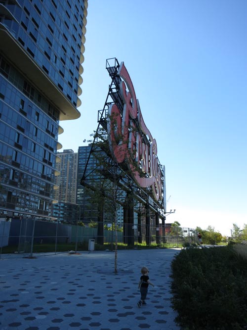 Gantry Plaza State Park, Hunters Point, Long Island City, Queens, September 28, 2013