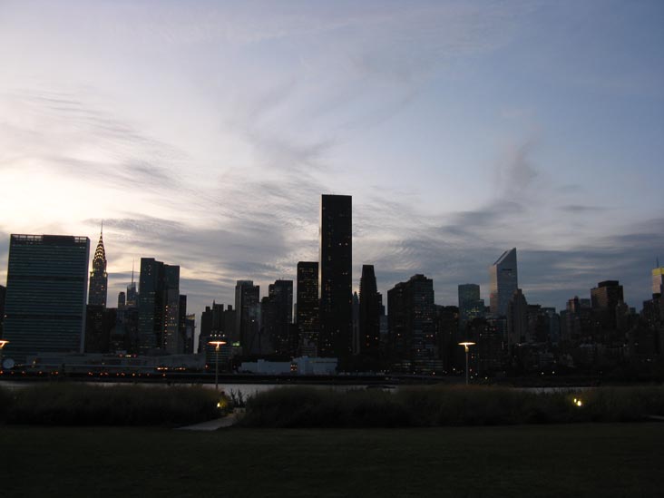 North Recreation and Interpretive Area, Gantry Plaza State Park, Hunters Point, Long Island City, Queens, October 6, 2009
