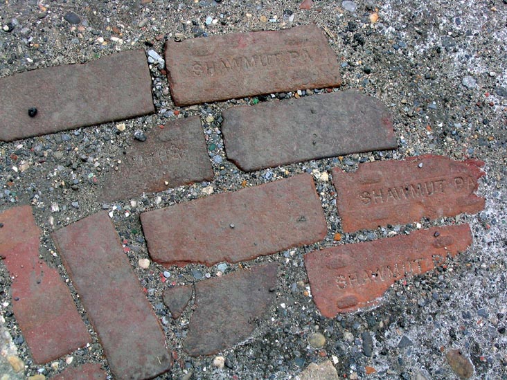 Shawmut, PA Bricks, Borden Avenue, Hunters Point, Long Island City, Queens, March 14, 2004