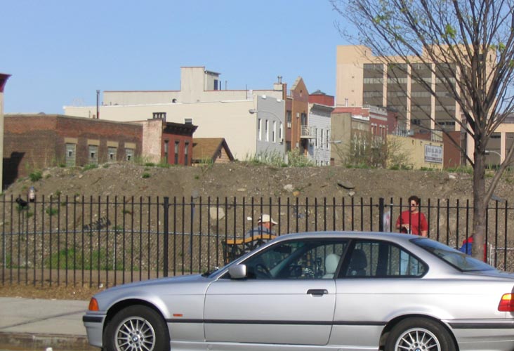 Dog Run, Vernon Boulevard at 48th Avenue, Hunters Point, Long Island City, Queens