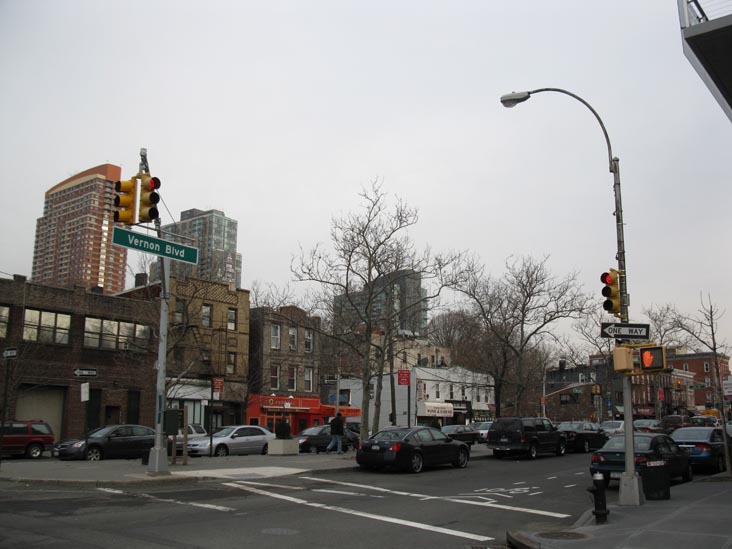 Vernon Mall, Hunters Point, Long Island City, Queens, April 8, 2011