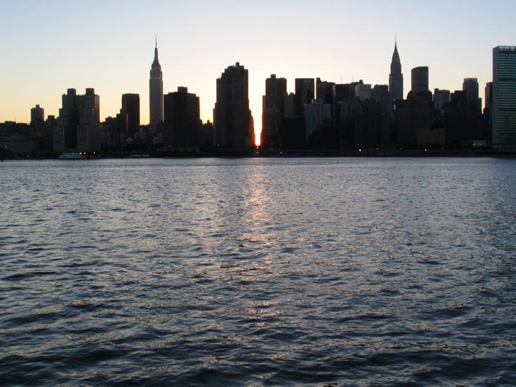 Manhattan Skyline From Water Taxi Beach, 2-03 Borden Avenue, Hunters Point, Long Island City, Queens