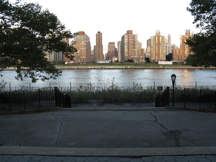 East River and Roosevelt Island From Queensbridge Park, Long Island City, Queens, October 20, 2009
