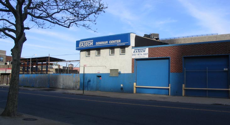 ExTech Seminar Center, 43-87 Vernon Boulevard, Long Island City, Queens