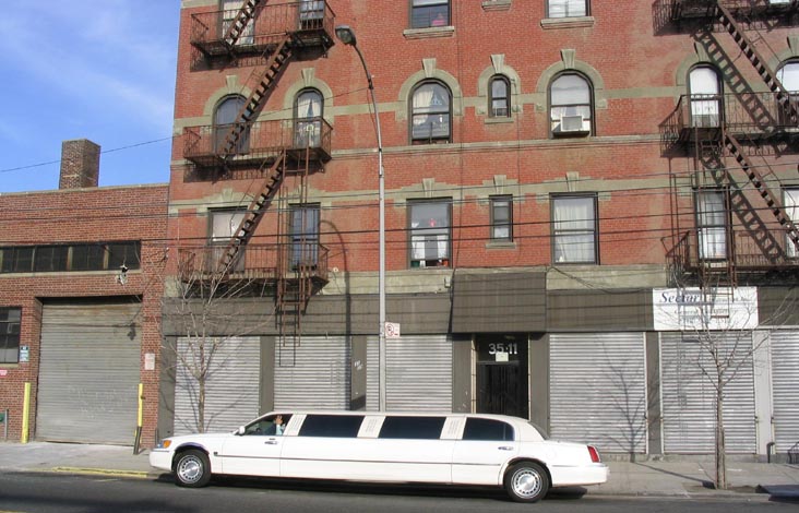 35-11 Vernon Boulevard, Long Island City, Queens