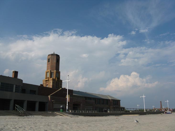 Bathhouse, Jacob Riis Park, The Rockaways, Queens, August 19, 2009