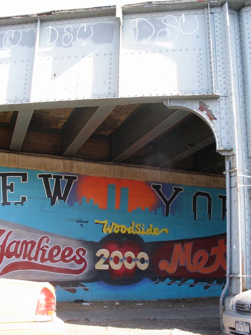 Mets-Yankees 2000 World Series Welcome To Woodside Mural, LIRR Overpass, 39th Avenue and 58th Street, Woodside, Queens, March 8, 2006