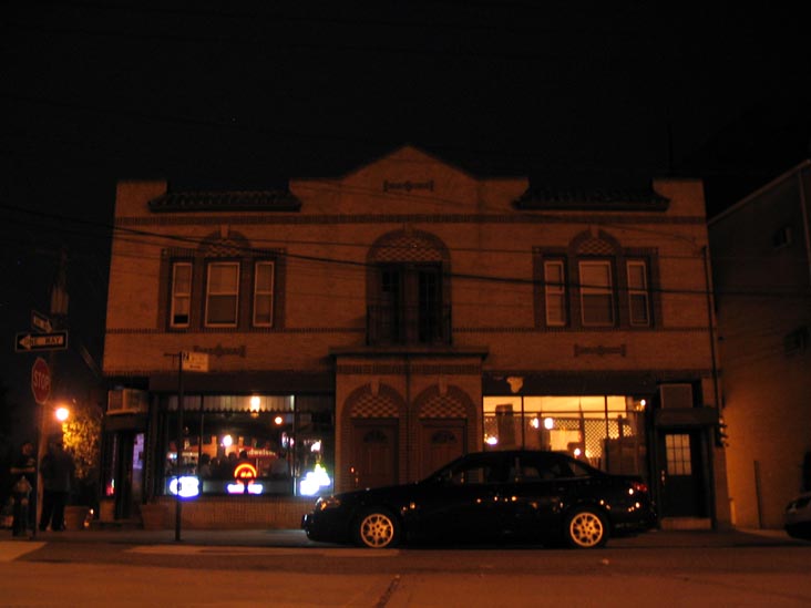 Lee's Tavern, 60 Hancock Street, Dongan Hills, Staten Island