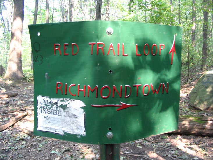 Directional Sign, Red Trail, Staten Island Greenbelt, Staten Island