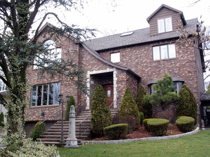 Lighthouse Hill, Staten Island