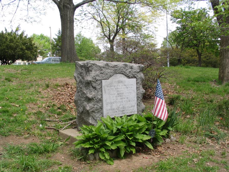 Kosciuszko-Pulaski Memorial, Silver Lake Park, Staten Island