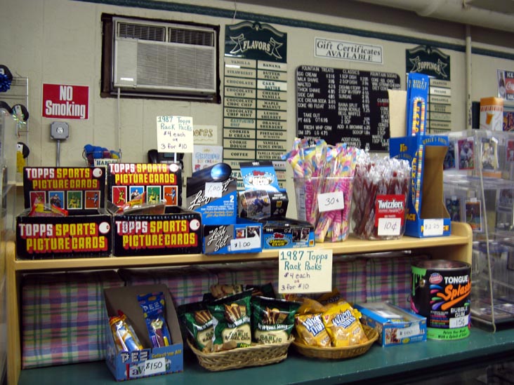 Egger's Ice Cream Parlor, 7437 Amboy Road, Tottenville, Staten Island, June 7, 2008, 7:46 p.m.