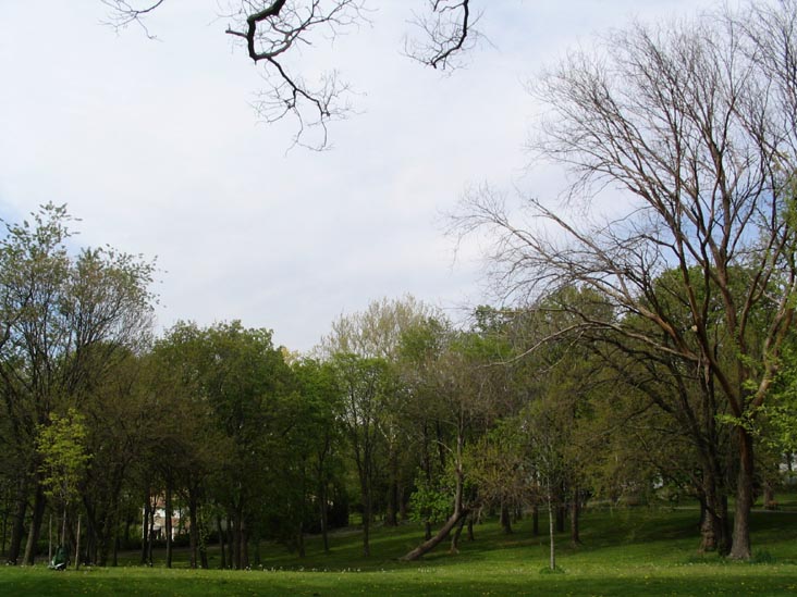 Arthur von Briesen Park, Staten Island