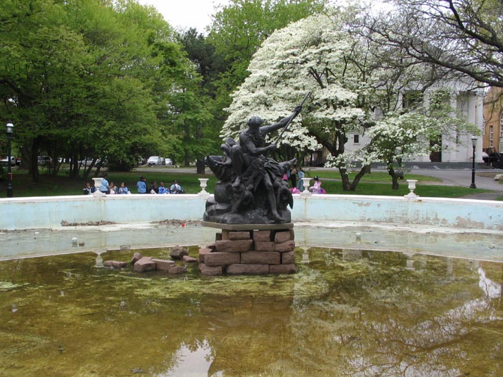 Neptune Fountain, Snug Harbor Cultural Center, Staten Island, May 2, 2006