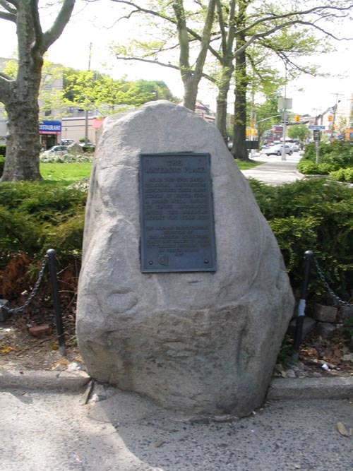 Watering Place Memorial, Tompkinsville Park, Tompkinsville, Staten Island
