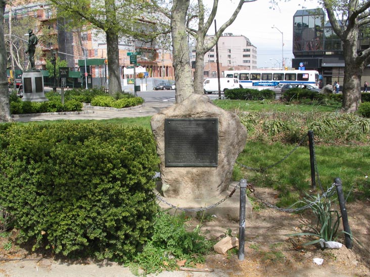 Daniel D. Tompkins Memorial, Tompkinsville Park, Tompkinsville, Staten Island