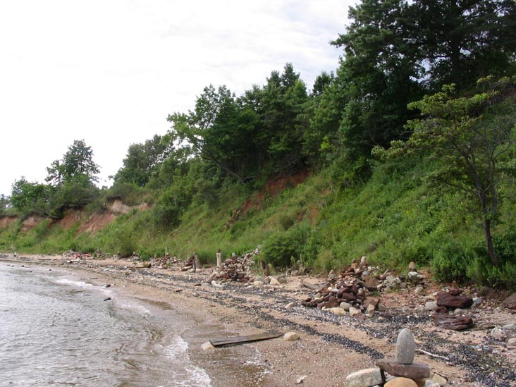 Shorefront, Mount Loretto Unique Area