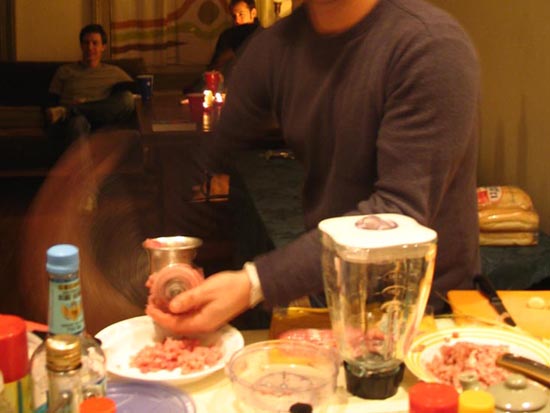 Grinding Meat: Sausagefest 2005, December 10, 2005